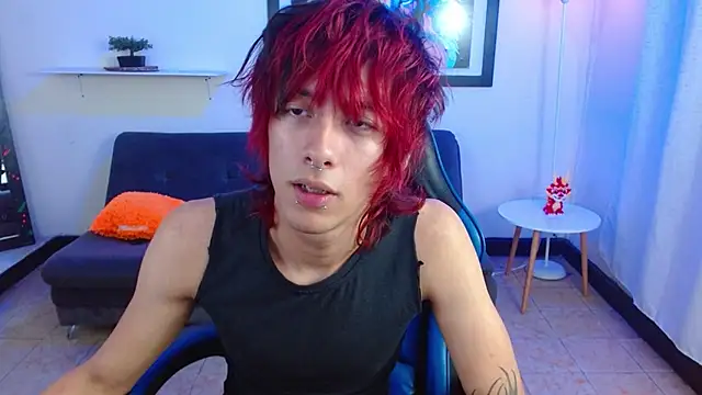 adriaan_18 Chat XXX in diretta