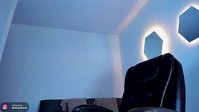 Mr_adrian Live XXX Chat