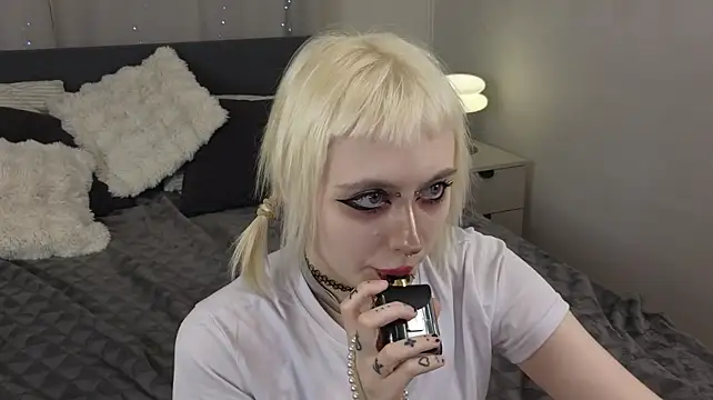 Rraffaellka - footjob dildo