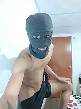 Julian_Akerman Live XXX-Chat