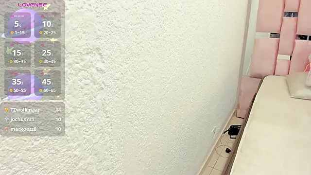 MadyyCruz - Spank my Fat Ass