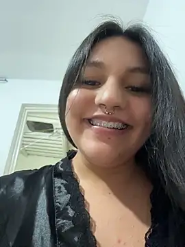 Emily_Gomezz Chat XXX in diretta
