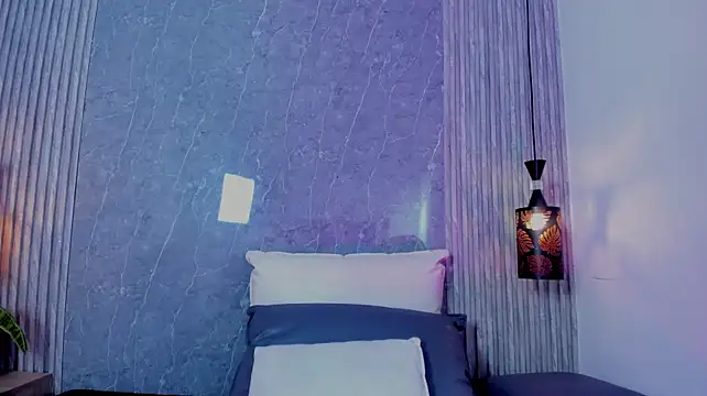 Živý XXX chat Little_Melody