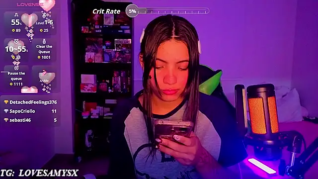XXX chat uživo modela Lovelyamyy