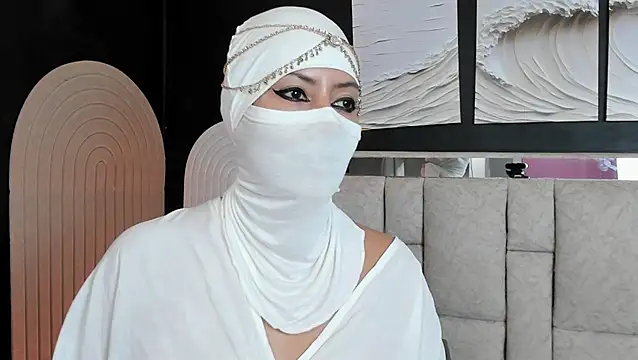 Qamar_Khalifa Chat XXX in diretta