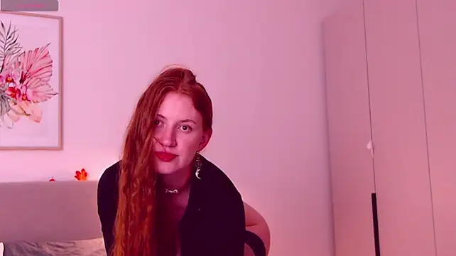SaraMoor's Live XXX Chat