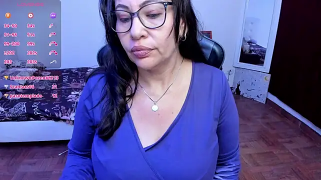 esmeralda_milf: απευθείας συνομιλία ΧΧΧ