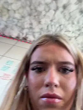 brittneyyy: απευθείας συνομιλία ΧΧΧ
