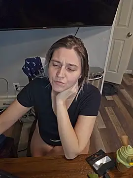 ScarletsWeb Chat XXX live