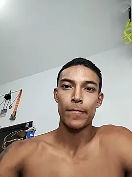 XXX chat uživo modela Demiansteven444