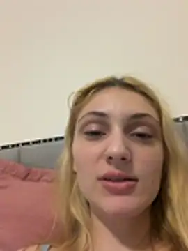 Larissa516: απευθείας συνομιλία ΧΧΧ