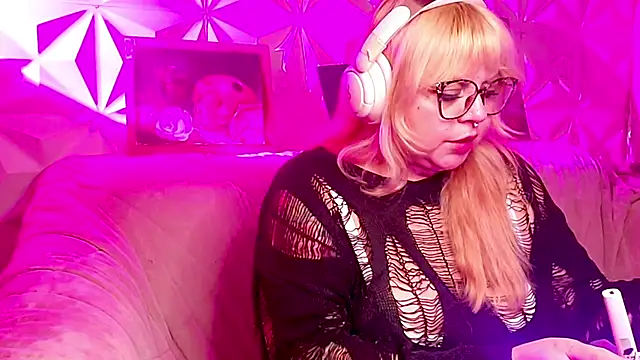 Satyn_doll: απευθείας συνομιλία ΧΧΧ