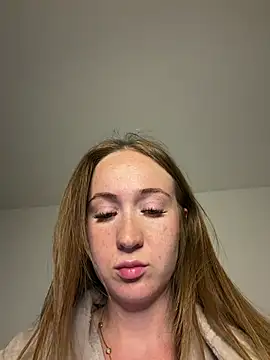 Freyastimeee 라이브 XXX 채팅