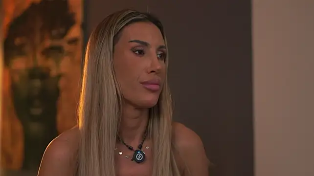 Evelyn_Evyyy: απευθείας συνομιλία ΧΧΧ