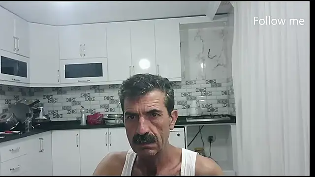 Chat XXX en directo de kobratrk21