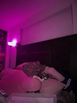 Dallyssxo_ - Feet BEHIND head + Cum! LT CONTROLS toys