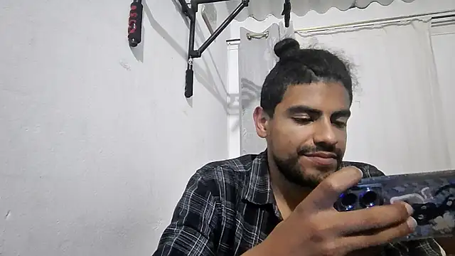 Chat +18 de JBond007BBC ao vivo
