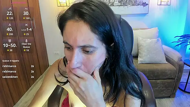 Shary_leon: απευθείας συνομιλία ΧΧΧ