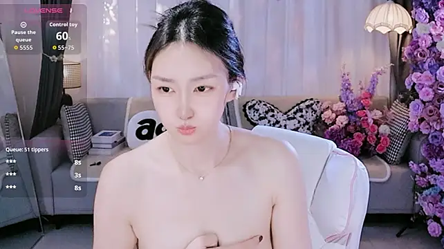 Sweet_Ting - 换套情趣衣服