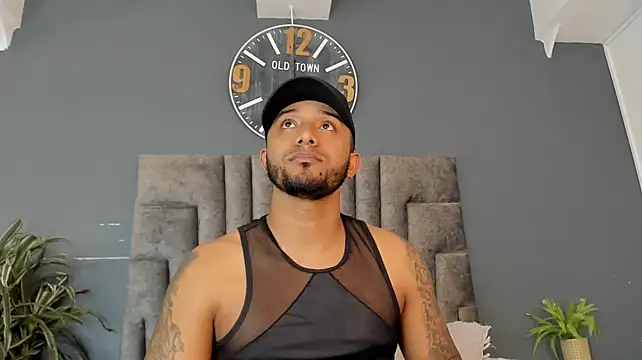 Chat XXX en directo de Robin_Rief