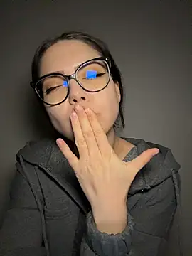 KaylaLewyss' Live XXX Chat