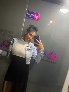 Talia_Off 即時 XXX 聊天