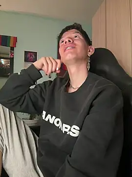 heyy_noah11 live XXX chat