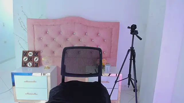 Czat XXX na żywo – Lu_Naturally-Sensual
