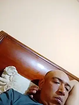 Cain180k's Live XXX Chat