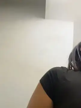 Živý XXX chat Honeyboo_