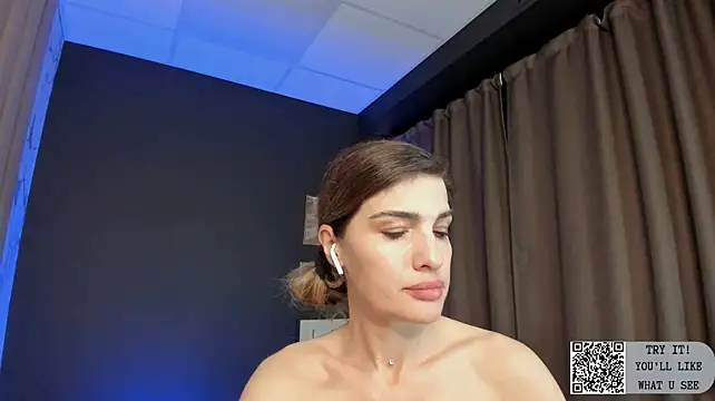 Chatroom XXX en direct de Adele__Novak