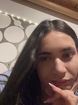 YourBabyLis' Webcam Show