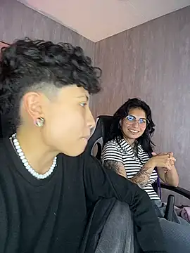 ian_mathias_ Chat XXX in diretta