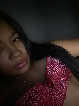 XXX chat uživo modela mylli3