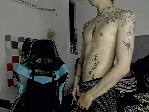 צ'אט XXX בשידור חי של Zack_BC33