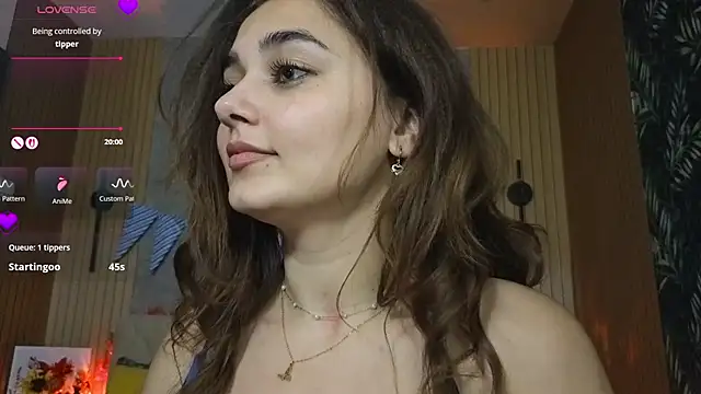 Chat +18 de KatarinaHeaven ao vivo