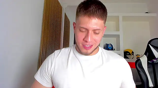 Онлайн чат XXX SebastianMaximoff_