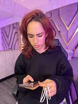 Elodiee_Roussee: απευθείας συνομιλία ΧΧΧ