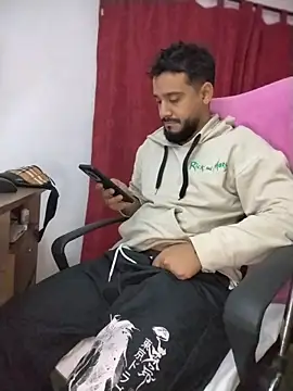 BadboyX333 লাইভ XXX চ্যাট