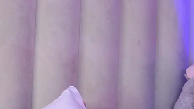 AishaSins - Pleasuring myself😈