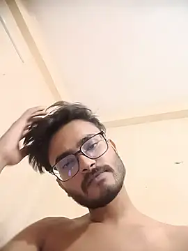 Vicky_thakur 即時 XXX 聊天