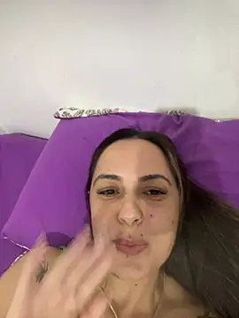 Czat XXX na żywo – MayaGarcia40