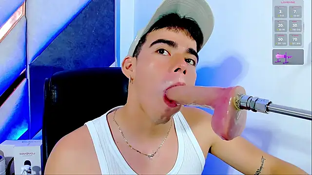Alejandro_karter18's Live XXX Chat