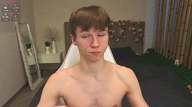 cuMte_boy Chat XXX in diretta