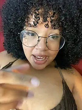 Chat +18 de 99_Lilith ao vivo