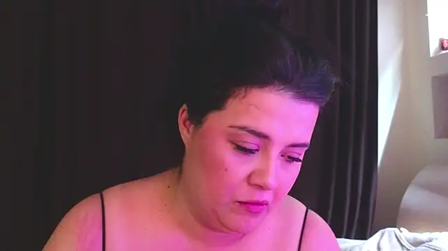 دردشة Malika_uAngel الجنسية المباشرة