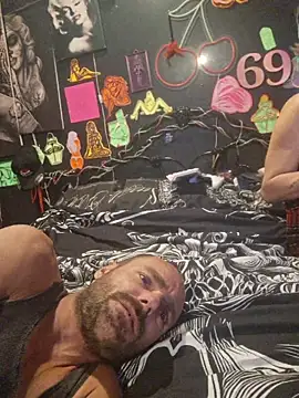 DaddyAndSplashQueen – Naživo XXX chat