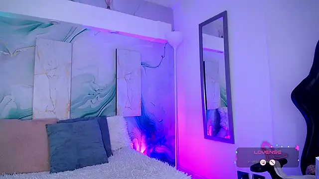 MylaDreams - Show Boobs