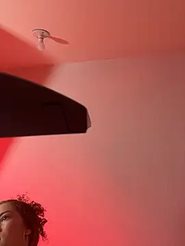 Živý XXX chat akatira_ec