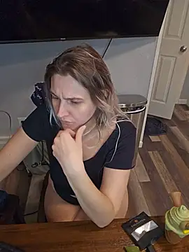 ScarletsWeb – Naživo XXX chat